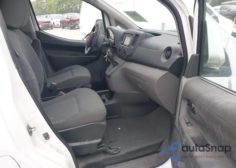 2016 Nissan Nv200 Sv z USA, uszkodzony, nr VIN 3N6CM0KN4GK699885